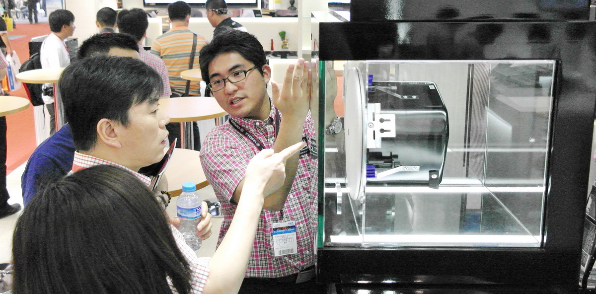 海博测评专业音响新产品亮相PALM EXPO 2013展会 