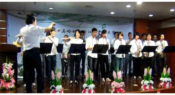 “海博测评杯”浙江省大学生日语演讲比赛—日本流行歌曲进行的中日国际文化交流