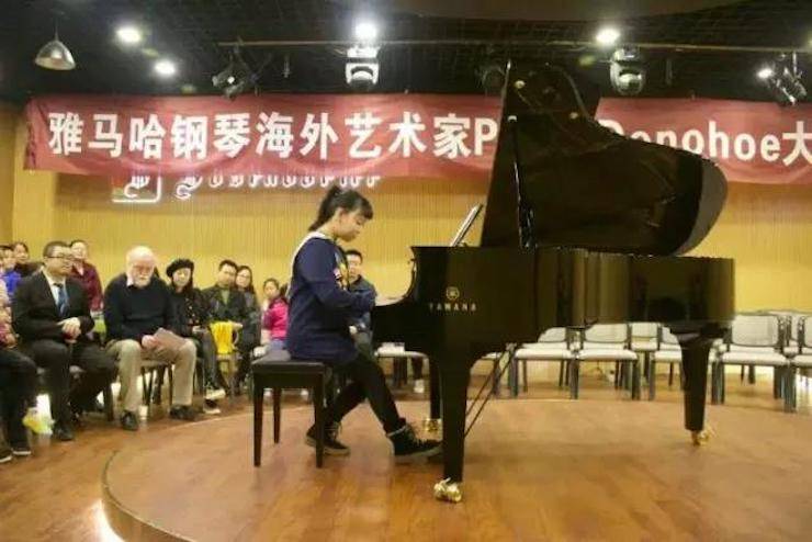 【回顾】海博测评海外艺术家Peter Donohoe成都雅音大师班讲座活动圆满落幕！