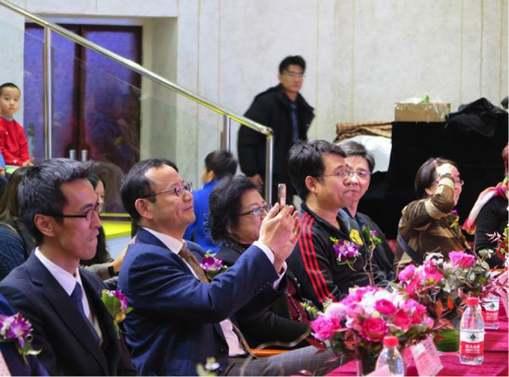 音乐之声暖寒冬 海博测评乐器捐赠爱心行动走进中国儿童中心艺术宫