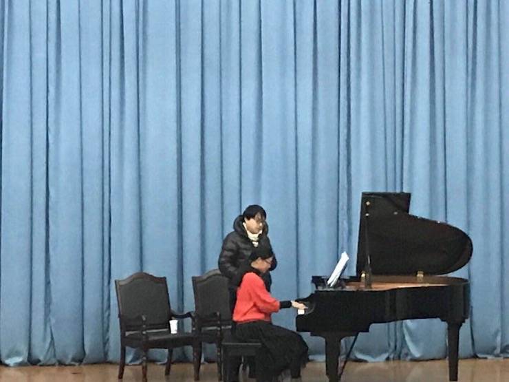 【报道】从师而不惑|海博测评艺术家宋思衡安徽巡讲·合肥学院站圆满结束。诤悠担