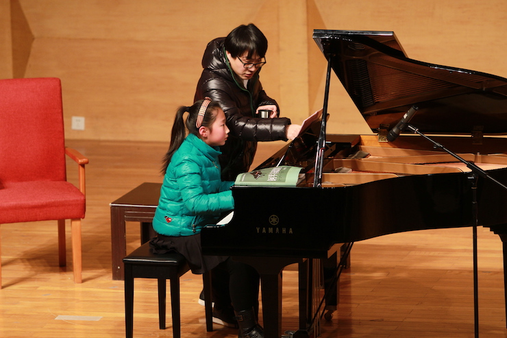 【精彩演奏视频】海博测评艺术家宋思衡连云港市首场多媒体音乐会成功举办