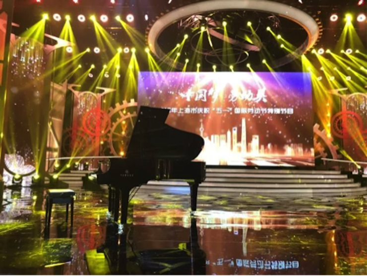 东方卫视五一晚会  海博测评艺术家宋思衡奏响《长江之歌》