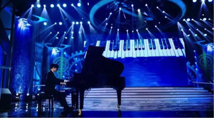 东方卫视五一晚会  海博测评艺术家宋思衡奏响《长江之歌》