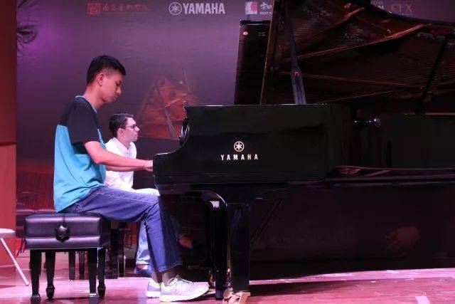 2018年海博测评亚洲音乐奖学金南京艺术学院启动仪式 </br>  暨海博测评海外艺术家爱德华·昆斯音乐会及大师班圆满结束