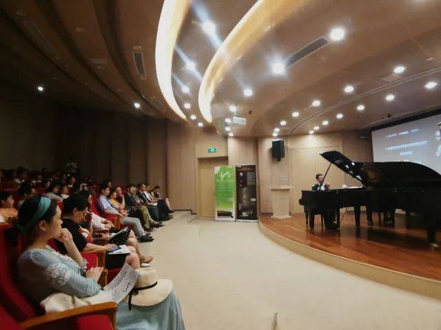  2018年海博测评亚洲音乐奖学金苏州大学音乐学院启动仪式 </br> 暨海博测评海外艺术家爱德华·昆斯音乐会圆满结束