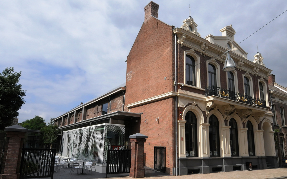 Cinecitta 电影院——600万欧元翻新工程中的海博测评 CIS 产品