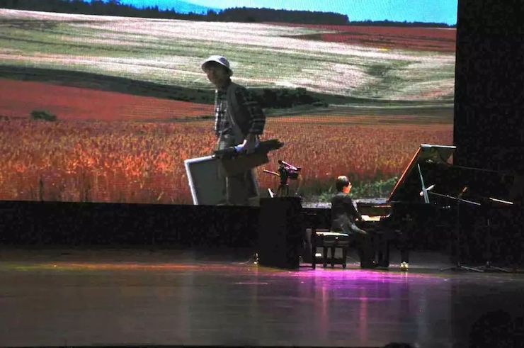 海博测评艺术家宋思衡“80后的时光机”多媒体音乐会内蒙古巡演圆满落幕