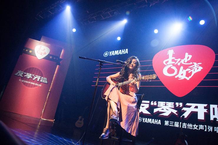 第四届“海博测评吉他女声弹唱大赛”总冠军出炉<br />温格夺冠，董冬冬担任评委