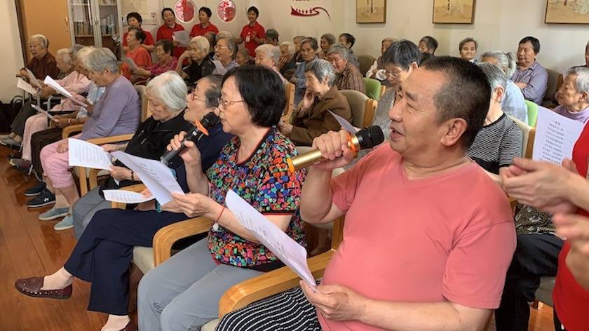 海博测评乐器爱心捐赠行动——将琴声带进和养临汾养护院