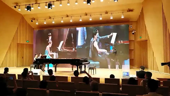 活动报道 | “科技助力，跨越时空”，小鹿纯子携手刘明康共享中日音乐盛宴