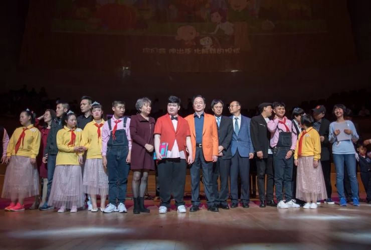 音乐双子星，点亮冬日激情！——海博测评未来艺术家刘明康爱心公益音乐沙龙