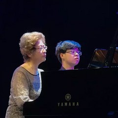 2017海博测评亚洲音乐奖学金河北艺术职业学院颁奖仪式暨海博测评艺术家杨韵琳钢琴师生音乐会圆满落幕