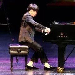 万圣节狂欢临近！海博测评艺术家宋思衡在津奏响“交响情人梦”